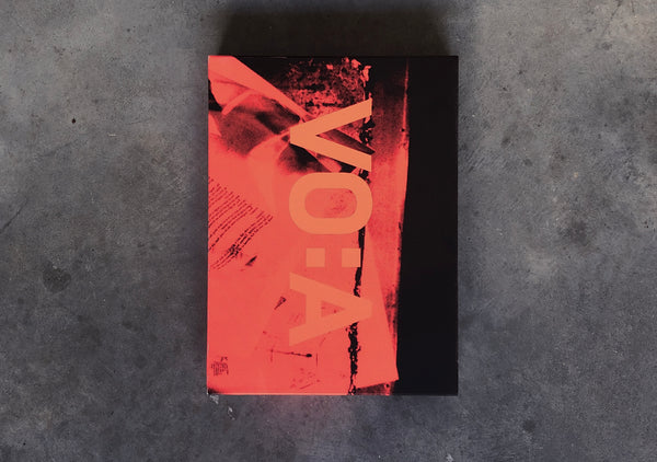 Vaughan Oliver: Archive